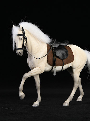 Horse (Off-White) 1/12 Scale Figure Gallery Image 2