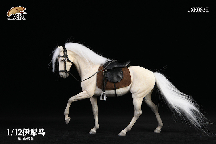 Horse (Off-White) 1/12 Scale Figure Gallery Image 3