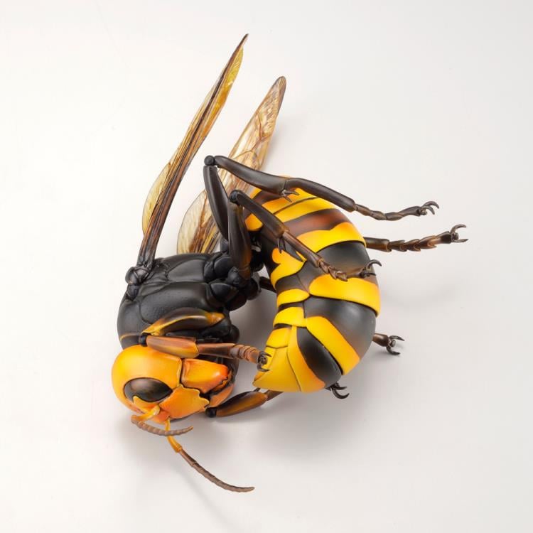 Revoltech RevoGeo Vespa Mandarinia (Asian Giant Hornet) (Reissue) Gallery Image 13