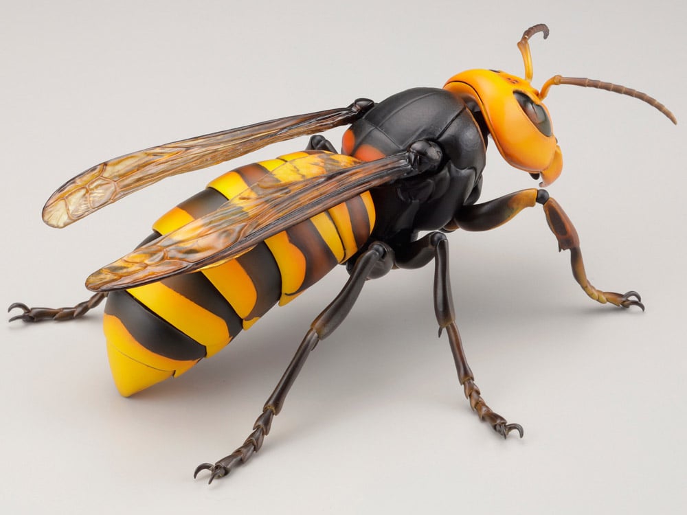 Revoltech RevoGeo Vespa Mandarinia (Asian Giant Hornet) (Reissue) Gallery Image 10