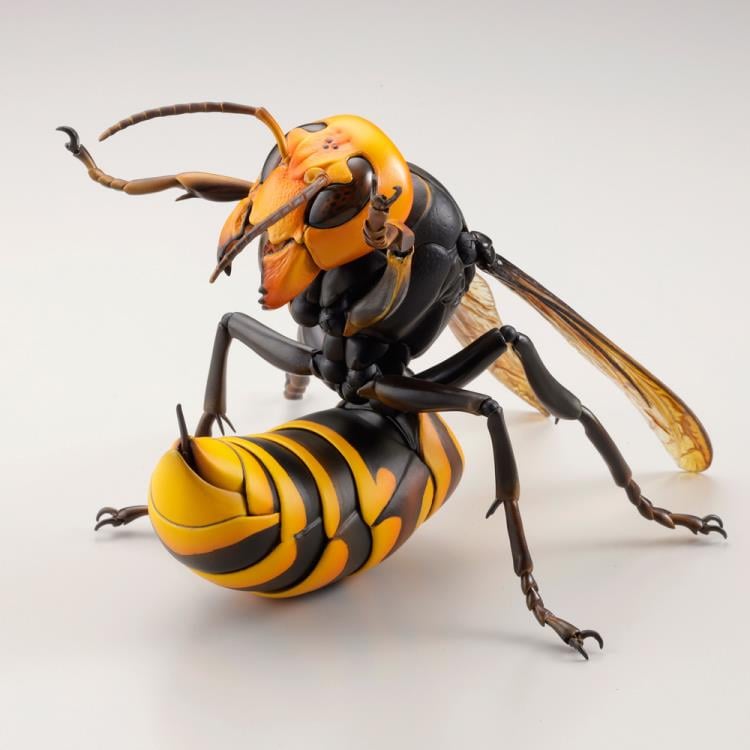 Revoltech RevoGeo Vespa Mandarinia (Asian Giant Hornet) (Reissue) Gallery Image 12