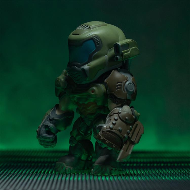 Doom Slayer Collectible Figurine Gallery Image 4