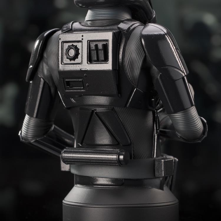 The Mandalorian Death Trooper 1/6 Scale Limited Edition Bust Gallery Image 10