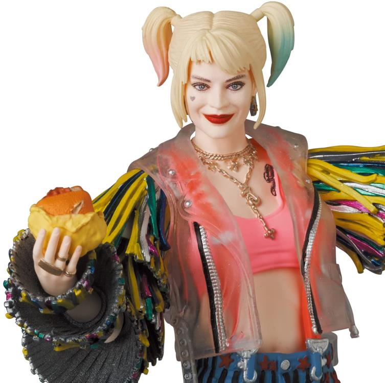 Birds of Prey MAFEX No.159 Harley Quinn (Caution Tape Jacket Ver.) Action Figure Gallery Image 7