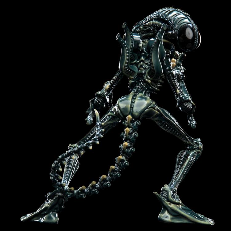 Aliens Mini Epics Xenomorph Warrior Limited Edition Figure Gallery Image 6
