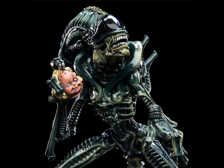 Aliens Mini Epics Xenomorph Warrior Limited Edition Figure Gallery Image 1