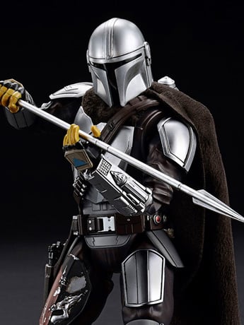The Mandalorian Beskar Armor (Silver Coating Ver.) 1/12 Scale Model Kit Gallery Image 2
