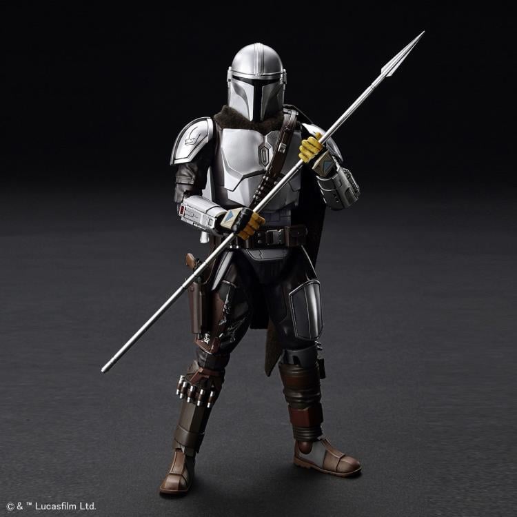 The Mandalorian Beskar Armor (Silver Coating Ver.) 1/12 Scale Model Kit Gallery Image 11