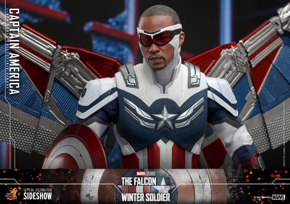 The Falcon and the Winter Soldier TMS040 Captain America 1/6 Scale Collectible Figure Gallery Image 9