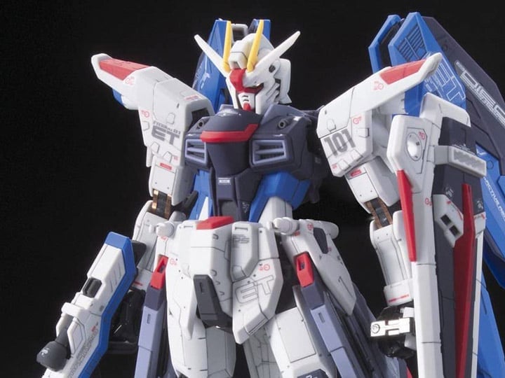 Mobile Suit Gundam SEED RG Freedom Gundam 1/144 Scale Model Kit Gallery Image 1