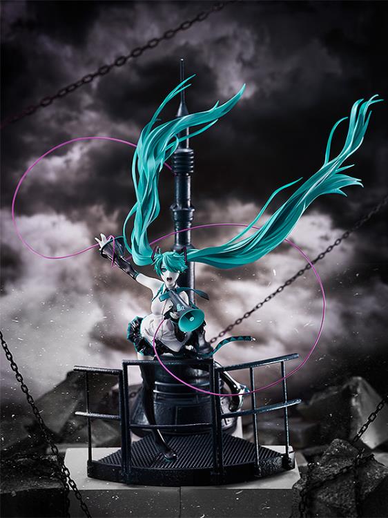 Vocaloid Hatsune Miku: Love is War (Refined Ver.) 1/8 Scale Figure & Good Smile Company 20th Anniversary Book Set Gallery Image 3