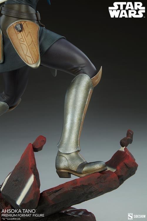 Star Wars: Rebels Premium Format Ahsoka Tano Statue Gallery Image 20