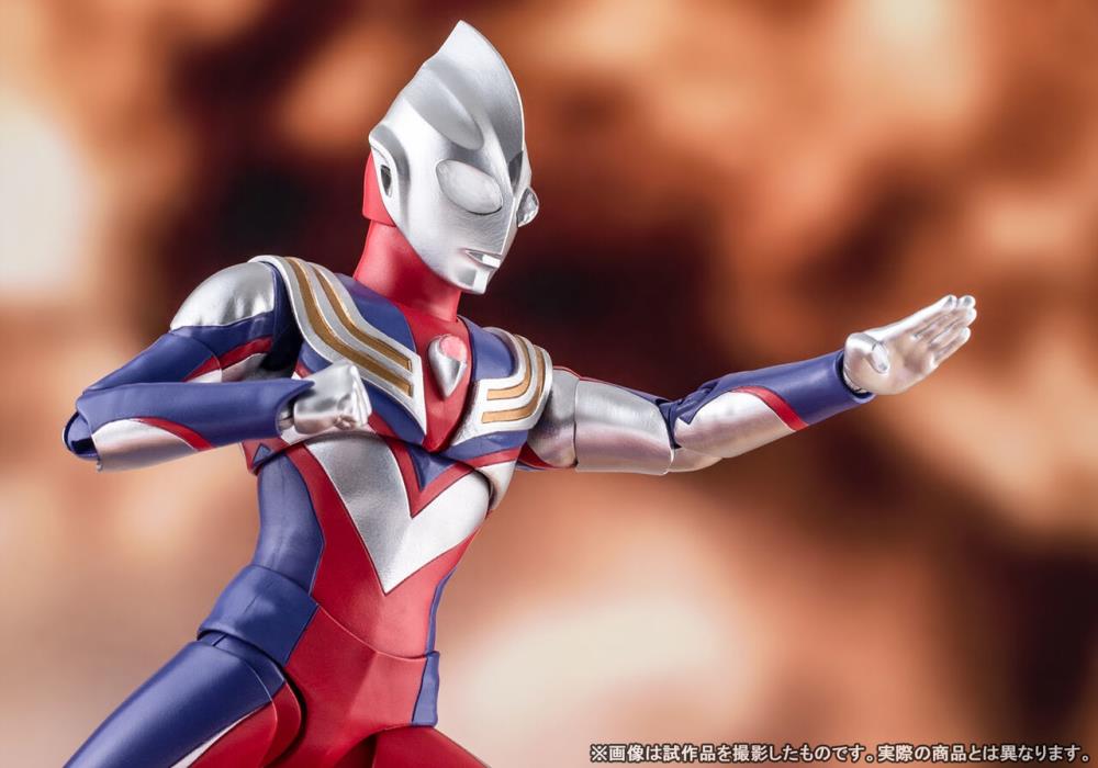Ultraman S.H.Figuarts -Shinkocchou Seihou- Ultraman Tiga (Multi Type) Action Figure Gallery Image 10