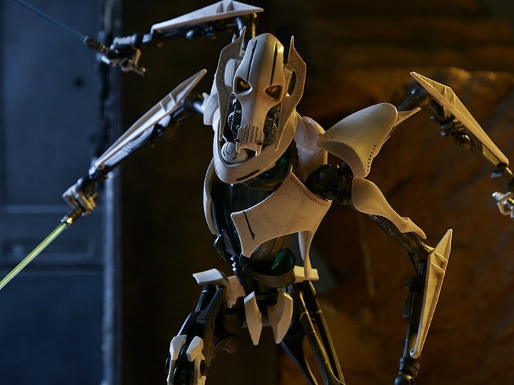 Star Wars General Grievous 1/6 Scale Collectible Figure Gallery Image 1