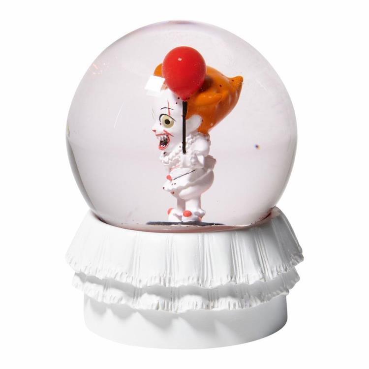 IT (2017) Pennywise Waterball Gallery Image 4