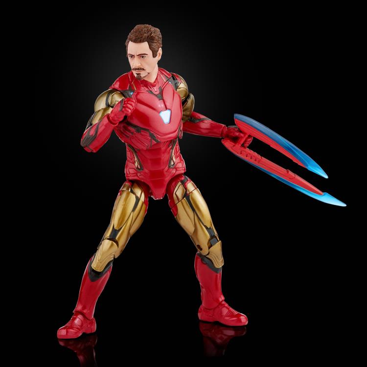 Avengers: Endgame Marvel Legends The Infinity Saga Iron Man Mark 85 & Thanos Action Figure Two-Pack Gallery Image 5