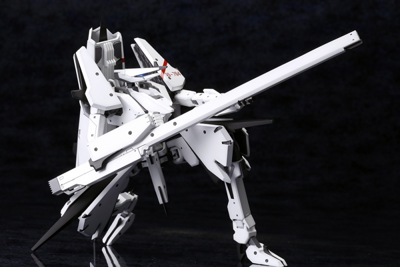 Knights of Sidonia Type 17 Guard Tsugumori Kaini 1/100 Scale Model Kit (Reissue) Gallery Image 16