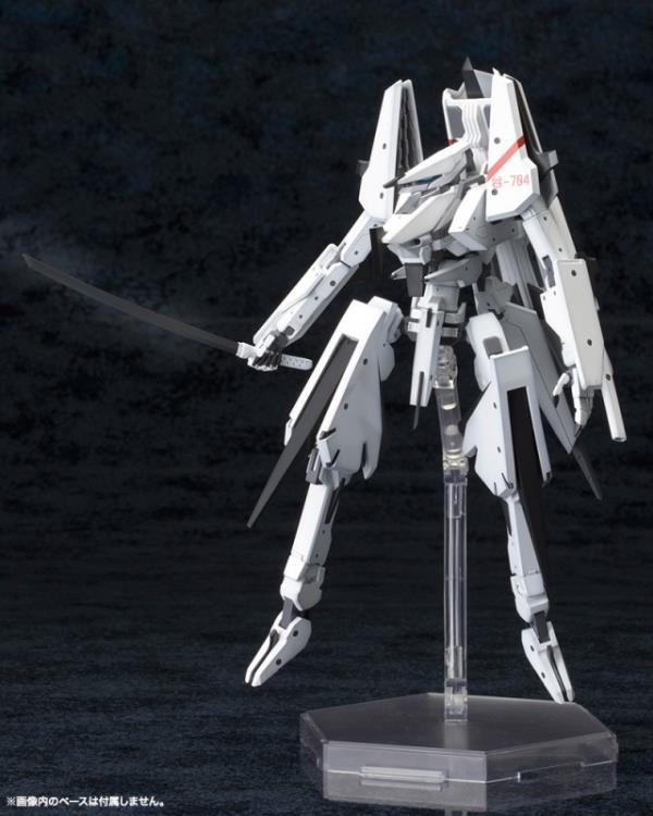 Knights of Sidonia Type 17 Guard Tsugumori Kaini 1/100 Scale Model Kit (Reissue) Gallery Image 6