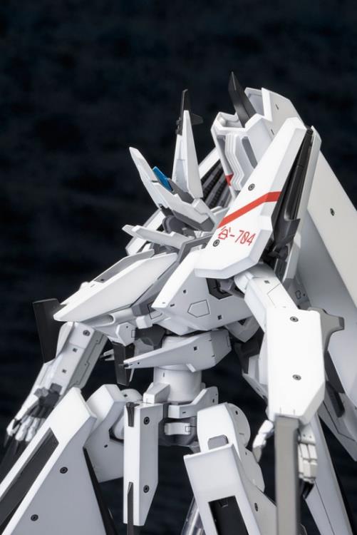 Knights of Sidonia Type 17 Guard Tsugumori Kaini 1/100 Scale Model Kit (Reissue) Gallery Image 17