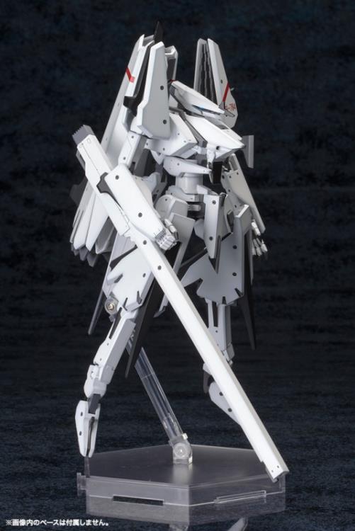 Knights of Sidonia Type 17 Guard Tsugumori Kaini 1/100 Scale Model Kit (Reissue) Gallery Image 3