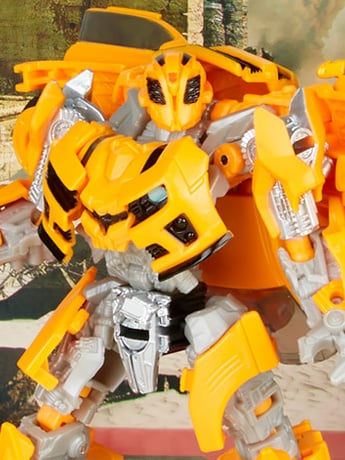 Transformers Studio Series 74 Deluxe Bumblebee with Sam Gallery Image 2