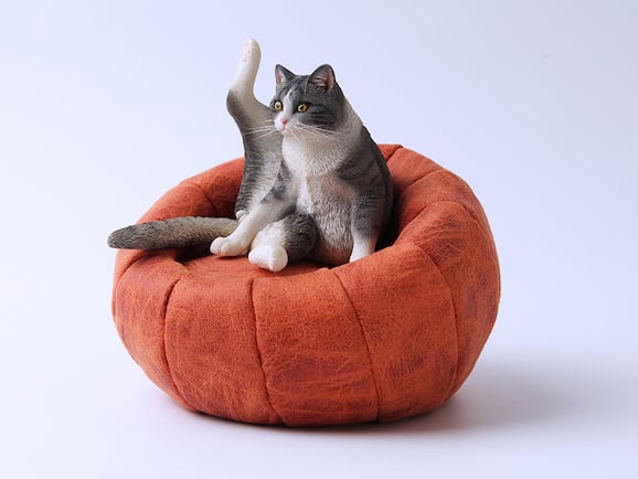 Lazy Cat 4.0 1/6 Scale Figure (Ver. A) With Sofa Gallery Image 4