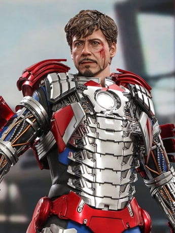 Iron Man 2 MMS600 Tony Stark (Mark V Suit Up Ver.) Deluxe 1/6th Scale Collectible Figure Gallery Image 2