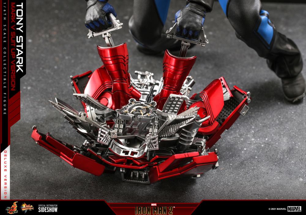 Iron Man 2 MMS600 Tony Stark (Mark V Suit Up Ver.) Deluxe 1/6th Scale Collectible Figure Gallery Image 19