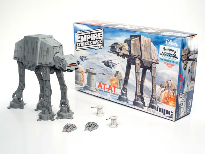 Star Wars The Empire Strikes Back AT-AT 1/100 Scale Model Kit Gallery Image 1