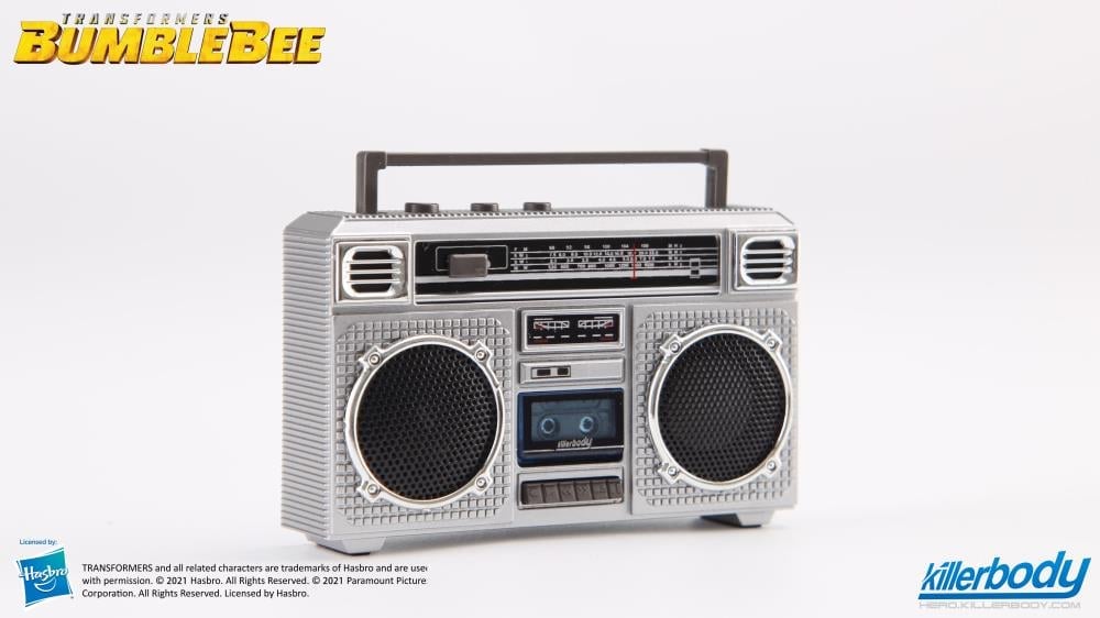 Transformers: Bumblebee Mini Retro Cassette Player and Optimus Prime Figure Gallery Image 6