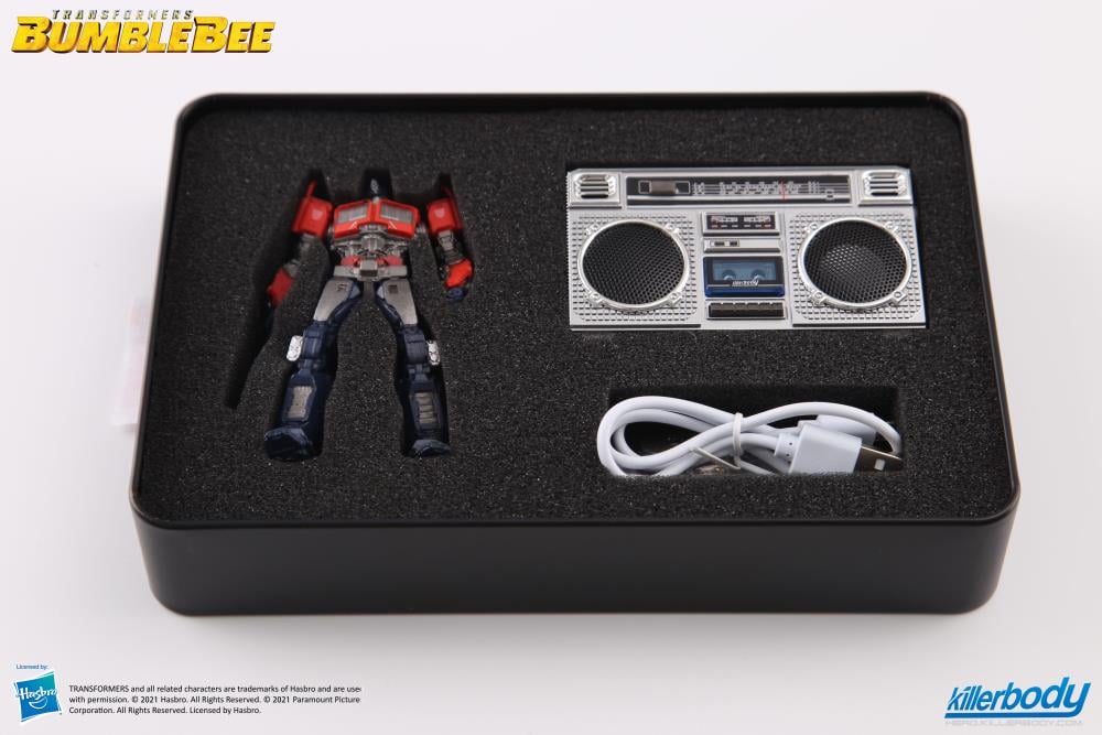 Transformers: Bumblebee Mini Retro Cassette Player and Optimus Prime Figure Gallery Image 5