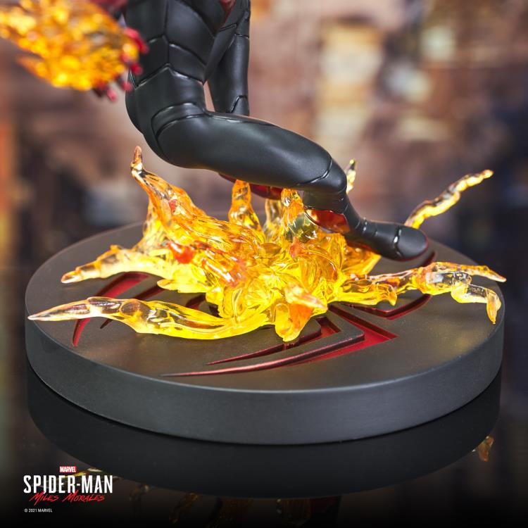 Marvel's Spider-Man: Miles Morales Gallery Spider-Man Figure Diorama Gallery Image 11