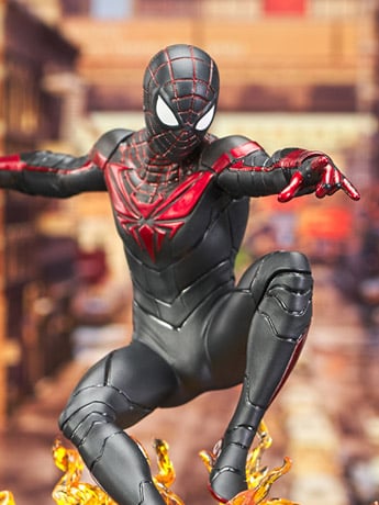 Marvel's Spider-Man: Miles Morales Gallery Spider-Man Figure Diorama Gallery Image 2