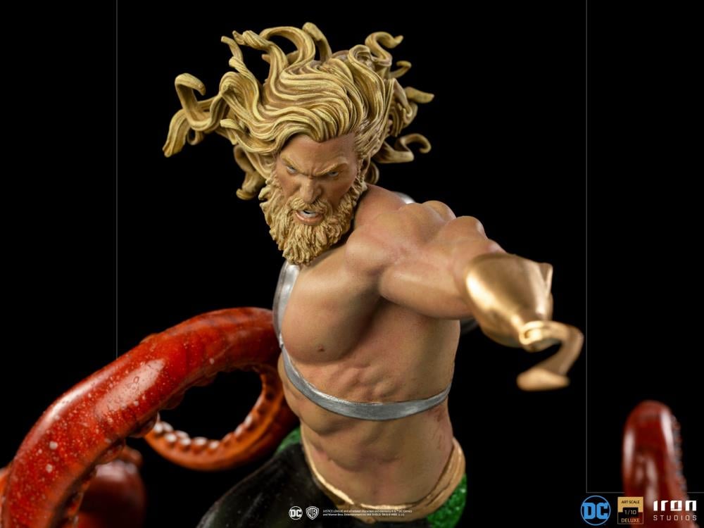 DC Comics Aquaman 1/10 Deluxe Art Scale Limited Edition Statue Gallery Image 9