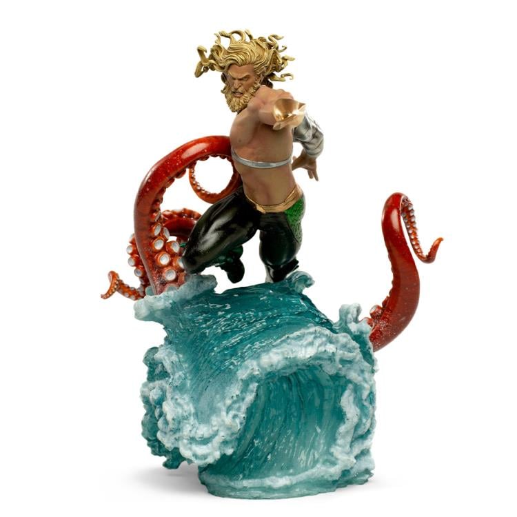 DC Comics Aquaman 1/10 Deluxe Art Scale Limited Edition Statue Gallery Image 13