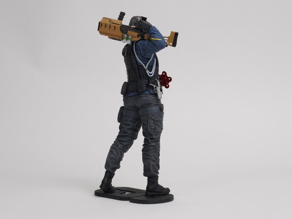 Rainbow Six: Siege Hibana 1/8 Scale Statue Gallery Image 6