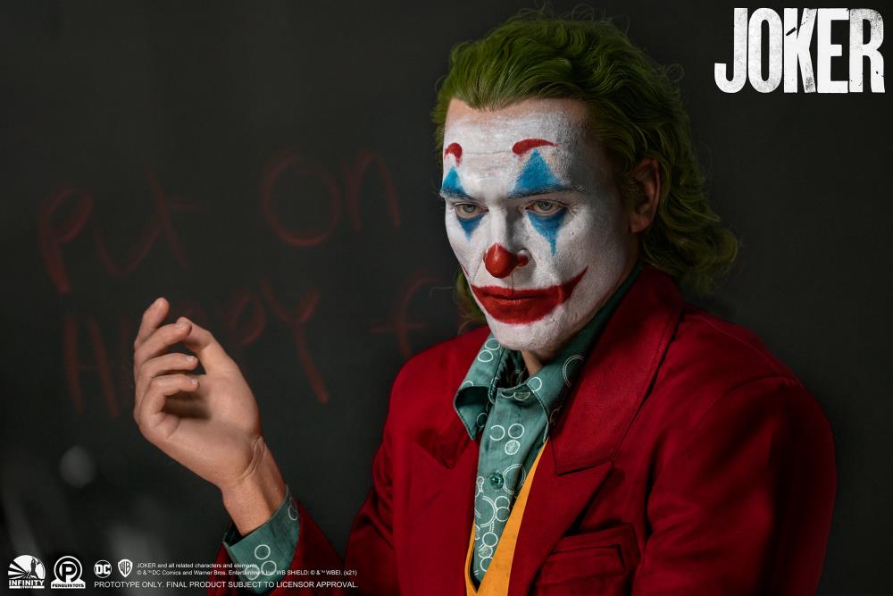 Joker (Arthur Fleck) Life-Size Limited Edition Bust Gallery Image 16