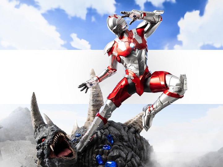 Ultraman Ultraman vs. Black King 1/4 Scale Limited Edition Statue Gallery Image 1