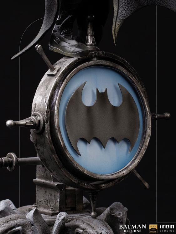 Batman Returns Batman 1/10 Deluxe Art Scale Limited Edition Statue Gallery Image 12