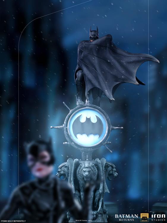 Batman Returns Batman 1/10 Deluxe Art Scale Limited Edition Statue Gallery Image 6