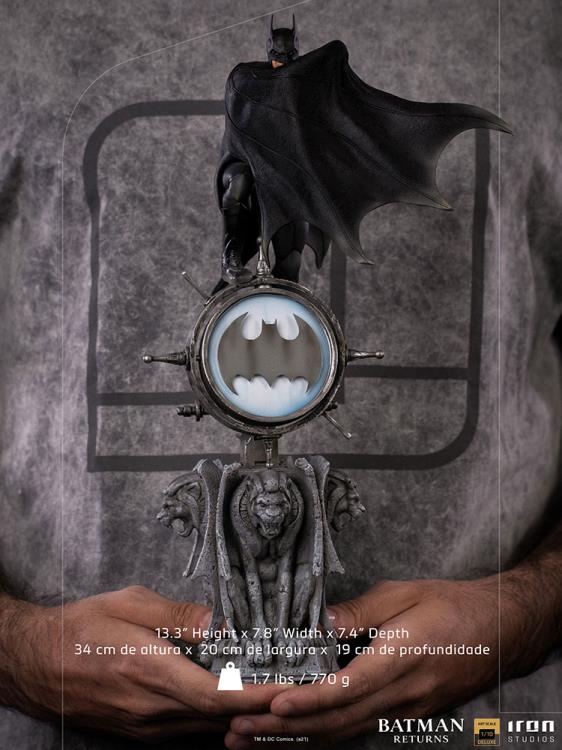 Batman Returns Batman 1/10 Deluxe Art Scale Limited Edition Statue Gallery Image 15
