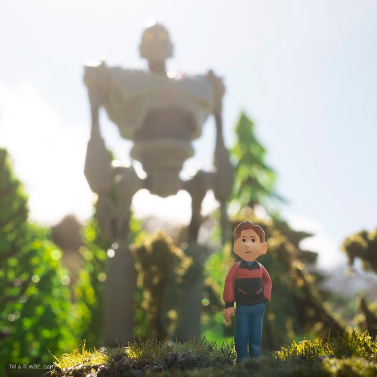 The Iron Giant ReAction Iron Giant (Standard Ver.) Figure Gallery Image 6