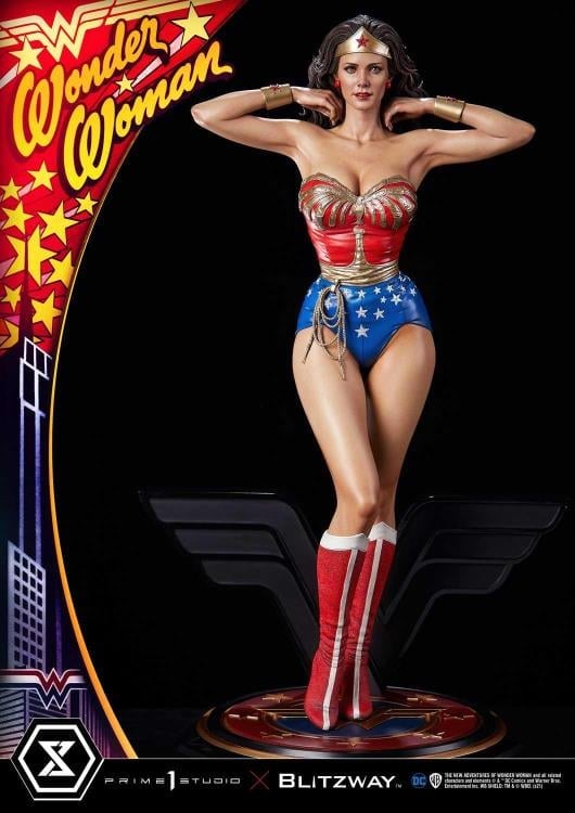 Wonder Woman (TV Series) Museum Masterline Wonder Woman 1/3 Scale Statue (With Bonus) Gallery Image 9
