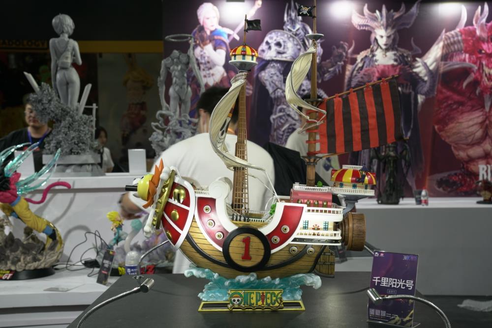 One Piece Thousand Sunny Limited Edition Statue Gallery Image 5