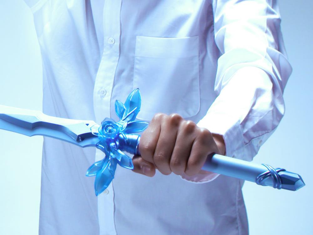Sword Art Online: Alicization War of Underworld Proplica Blue Rose Sword Gallery Image 7