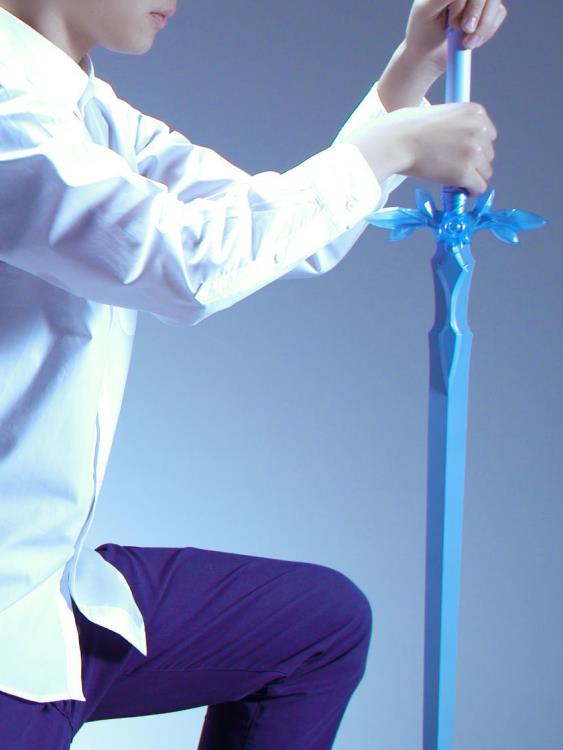 Sword Art Online: Alicization War of Underworld Proplica Blue Rose Sword Gallery Image 8