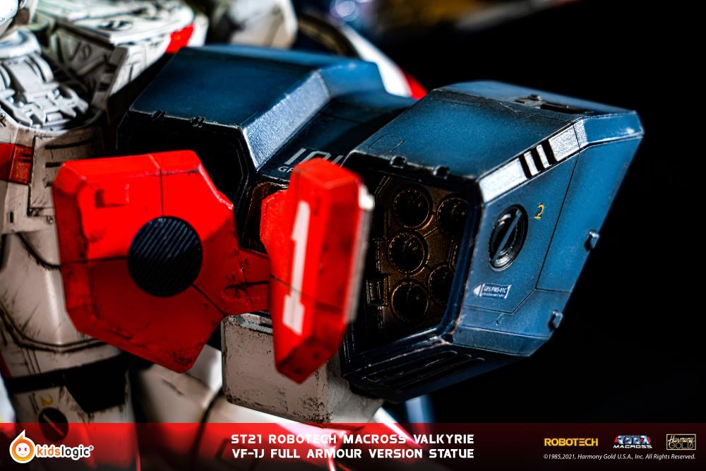 Robotech ST21 Valkyrie VF-1J (Full Armor Version) Statue Gallery Image 10