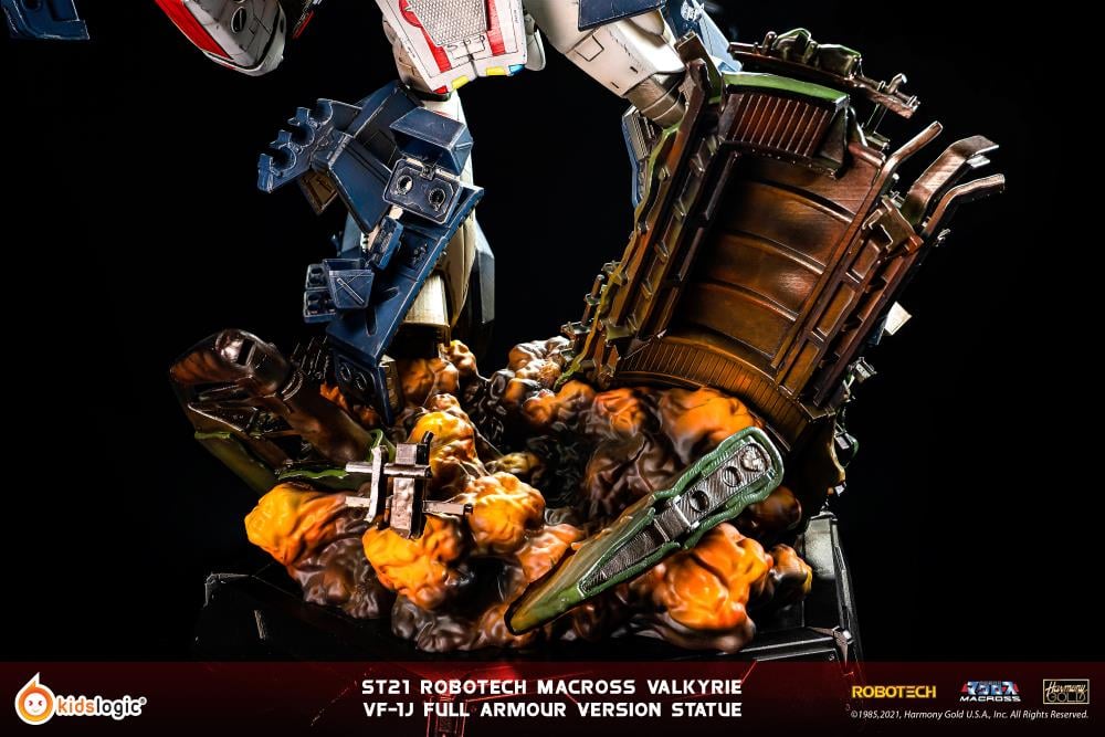 Robotech ST21 Valkyrie VF-1J (Full Armor Version) Statue Gallery Image 16