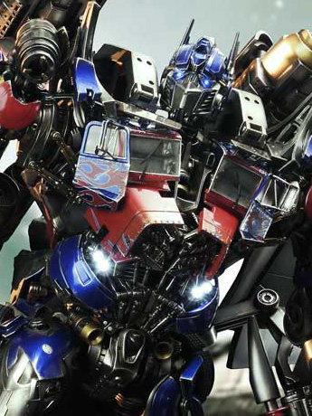 Transformers: Dark of the Moon Museum Masterline Jetwing Optimus Prime (Bonus Ver.) Statue Gallery Image 2