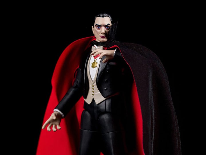 Universal Monsters 6" Dracula Figure Gallery Image 1